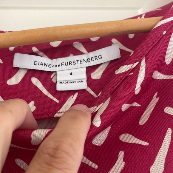 Diane Von Furstenberg Gabi Dash Weave Magenta - Picture 5 of 5